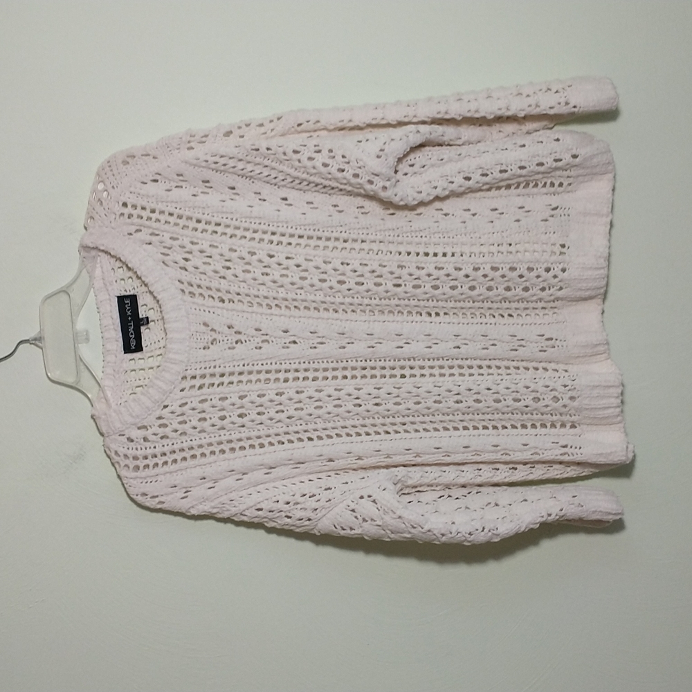 KENDALL + KYLIE  White crochet open knit long sleeve pullover sweater sz L
